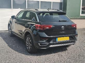 Volkswagen T-Roc 1.5 TSI R-line automaat picture 6