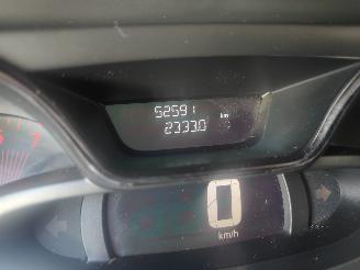 Renault Captur 0.9 TCe Expression Navi picture 10