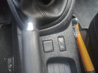 Renault Captur 0.9 TCe Expression Navi picture 18