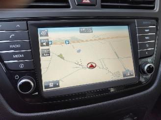 Hyundai I-20 1.0 T-GDI Go Navi Cruise picture 10
