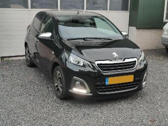Peugeot 108 1.0 e-VTI Allure Clima Cruise picture 3