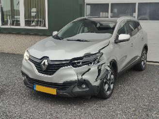 skadebil auto Renault Kadjar 1.2 TCe Bose Aut. Tr.haak 2018/5