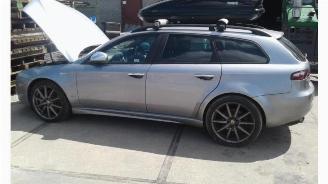 Alfa Romeo 159 159 Sportwagon (939BX), Combi, 2005 / 2012 2.4 JTDm 20V picture 2