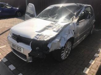 Vrakbiler auto Volkswagen Golf Golf IV 4Motion (1J1), Hatchback, 1997 / 2005 3.2 R32 V6 24V 2004/1