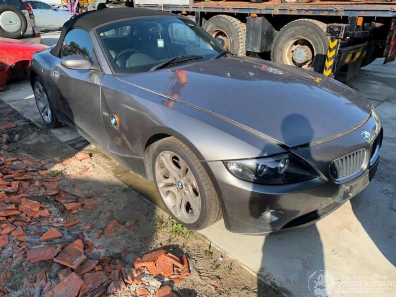 BMW Z4 Z4 Roadster (E85), Cabrio, 2002 / 2009 2.5 24V