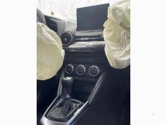 Mazda 2 2 (DJ/DL), Hatchback, 2014 1.5 e-SkyActiv G 115 picture 4