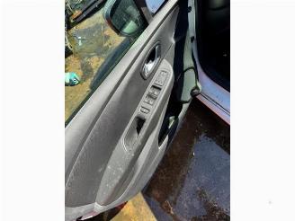 Renault Clio Clio IV (5R), Hatchback 5-drs, 2012 / 2021 0.9 Energy TCE 90 12V picture 11