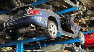 demontáž osobní automobily Mazda MX-5 MX-5 (NB18/35/8C), Cabrio, 1998 / 2005 1.6i 16V 2002