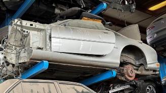 Vrakbiler auto Jaguar Xk-8 XK 8, Coupe, 1996 / 2006 4.0 XK-R V8 32V 2000