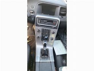 Volvo V-60 V60 I (FW/GW), Combi, 2010 / 2018 2.0 D2 16V picture 7