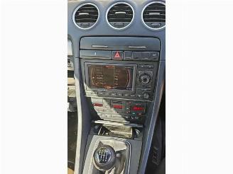 Audi A4 A4 Cabrio (B7), Cabrio, 2006 / 2009 3.2 FSI V6 24V Quattro picture 14