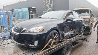 Salvage car Lexus IS IS (E2), Sedan, 2005 / 2013 250 2.5 V6 24V 2009/11