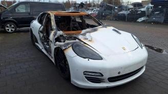 Porsche Panamera Panamera (970), Liftback, 2009 / 2016 3.0 V6 24V S E-Hybrid picture 2