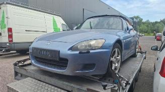 Salvage car Honda S2000 S2000 (AP1), Cabrio, 1999 / 2009 2.0 16V VTEC 2003