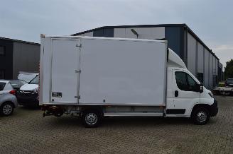 Peugeot Boxer 96 KW 2.0 D KOFFER LAADKLEP AIRCO EURO 6 picture 4