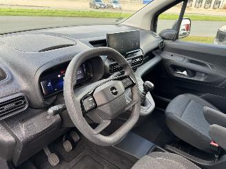Opel Combo Combo 1.5 Life Edition Led Navi Kamera 5 Sitze picture 18