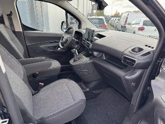 Opel Combo Combo 1.5 Life Edition Led Navi Kamera 5 Sitze picture 14