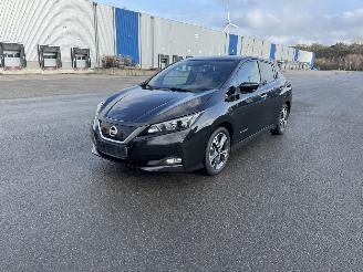Auto incidentate Nissan Leaf NAVIGATION KLIMA SITZHEIZUNG TOP ZUSTAND 2018/12