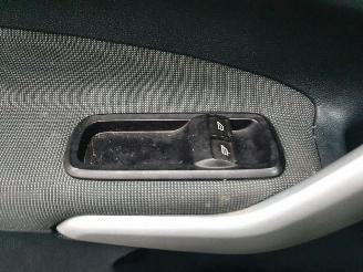 Ford Fiesta  picture 17