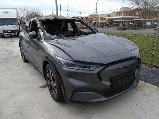 demontáž osobní automobily Ford Mustang Mach-e 98kWh 338pk AWD 2021/5