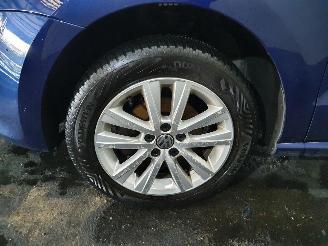 Volkswagen Polo 6R 1.2 12v Comfortline picture 31