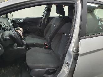 Ford Fiesta 1.0 Champion picture 9