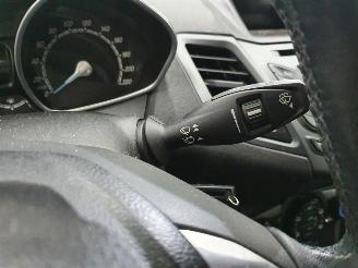 Ford Fiesta 1.0 Champion picture 25