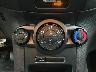 Ford Fiesta 1.0 Champion picture 13