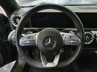 Mercedes Cla-klasse 118 CLA220 Shooting Brake picture 8