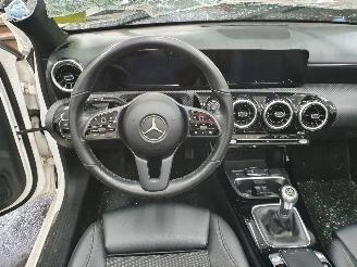 Mercedes A-klasse 177 A160 Avantgarde picture 8