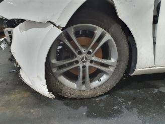 Mercedes A-klasse 177 A160 Avantgarde picture 23