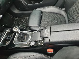 Mercedes A-klasse 177 A160 Avantgarde picture 28