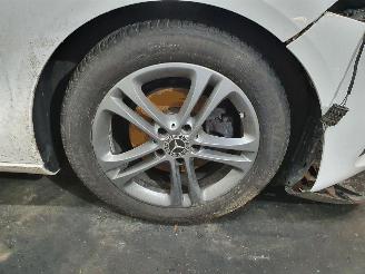 Mercedes A-klasse 177 A160 Avantgarde picture 35