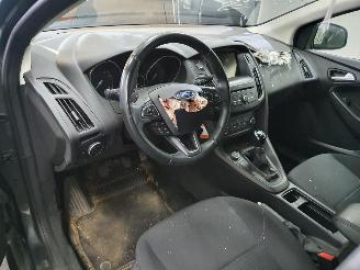 Ford Focus 1.0 EcoBoost 100pk picture 8