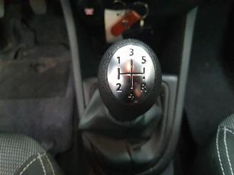 Renault Clio Mk4 0.9 TCe Expression picture 11