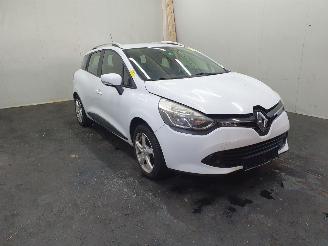 demontáž osobní automobily Renault Clio Mk4 0.9 TCe Expression 2015/2