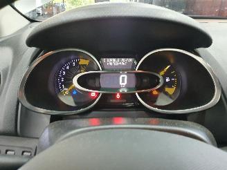 Renault Clio Mk4 0.9 TCe Expression picture 27