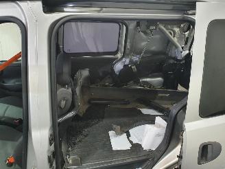 Opel Combo 1.3 CDTI Base picture 19