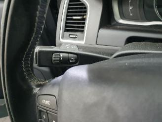 Volvo Xc-60 2.0 D4 FWD R-Design Momentum picture 14