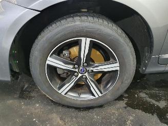 Volvo Xc-60 2.0 D4 FWD R-Design Momentum picture 13