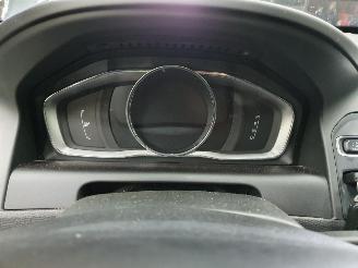 Volvo Xc-60 2.0 D4 FWD R-Design Momentum picture 27