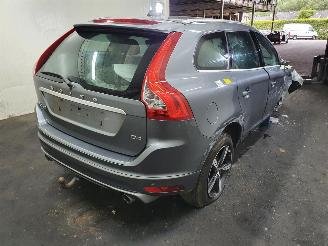 Volvo Xc-60 2.0 D4 FWD R-Design Momentum picture 6