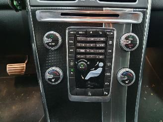 Volvo Xc-60 2.0 D4 FWD R-Design Momentum picture 9