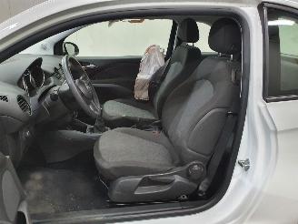 Opel Adam  picture 24