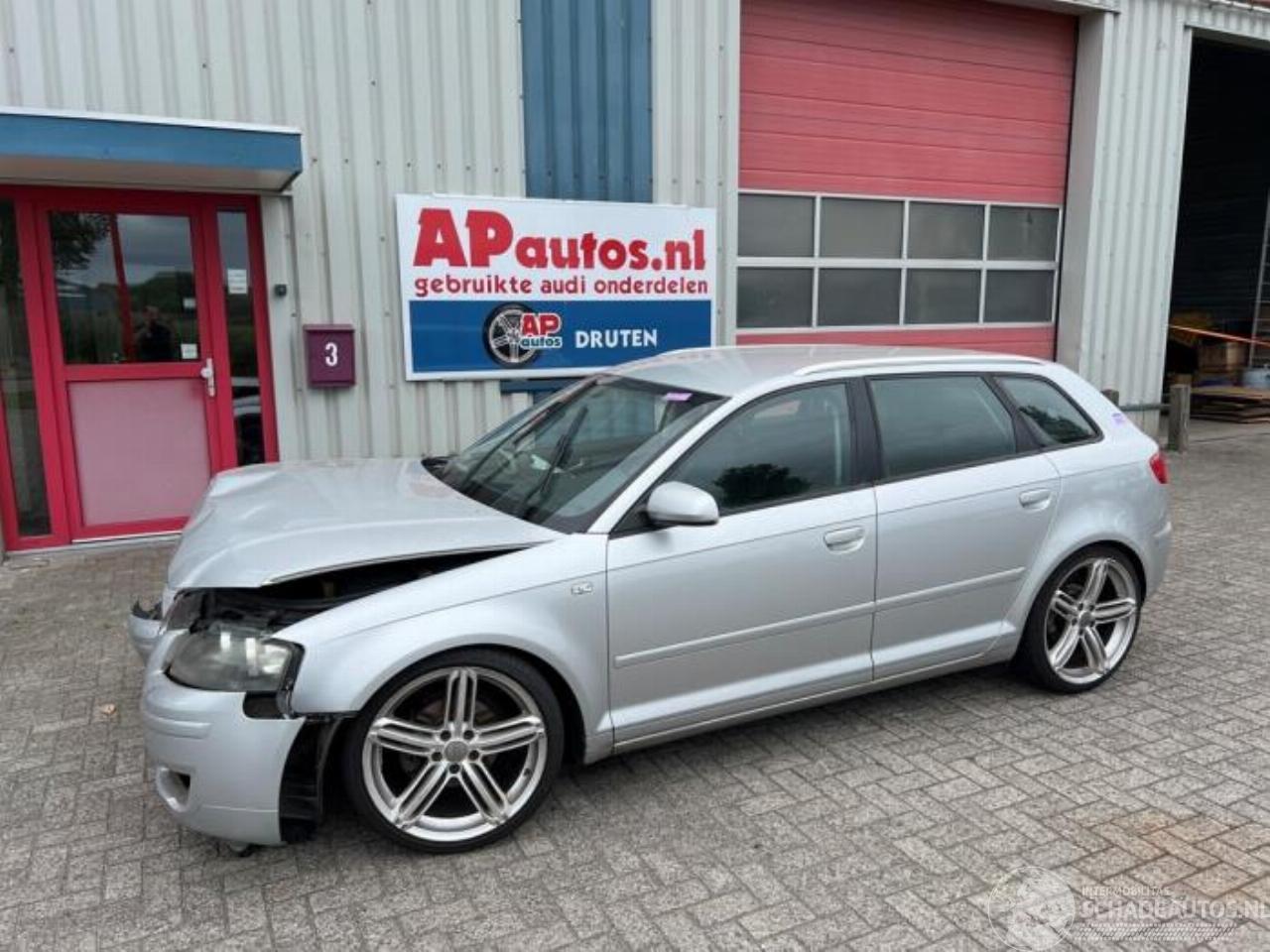 Audi A3 A3 Sportback (8PA), Hatchback 5-drs, 2004 / 2013 1.6 FSI 16V