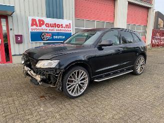 damaged passenger cars Audi Q5 2.0 TFSI S-LINE AUTOMAAT 2009/10