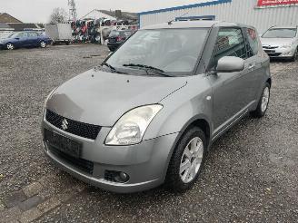 demontáž osobní automobily Suzuki Swift Grijs ZCD Onderdelen Deur Motorkap 2006/1