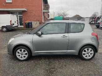 Suzuki Swift Grijs ZCD Onderdelen Deur Motorkap picture 4