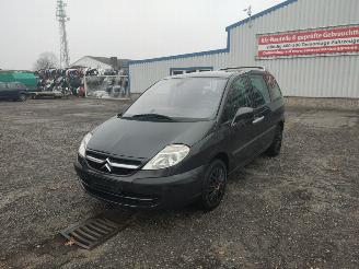 demontáž osobní automobily Citroën C8 2.2 HDI Grijs EYJC Onderdelen 4HW Motor 2004/11