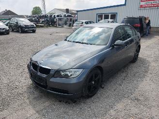 Uttjänta bilar auto BMW 3-serie E90 318i Grijs A22 Onderdelen N46B20B Motor 2006/6